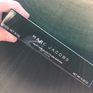 New Marc Jacobs velvet noir mascara